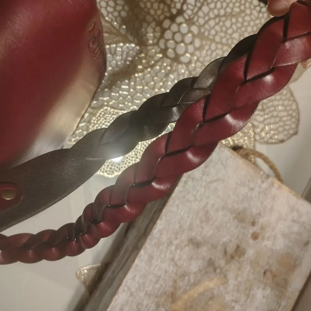 Elegant Burgundy Leather Bag